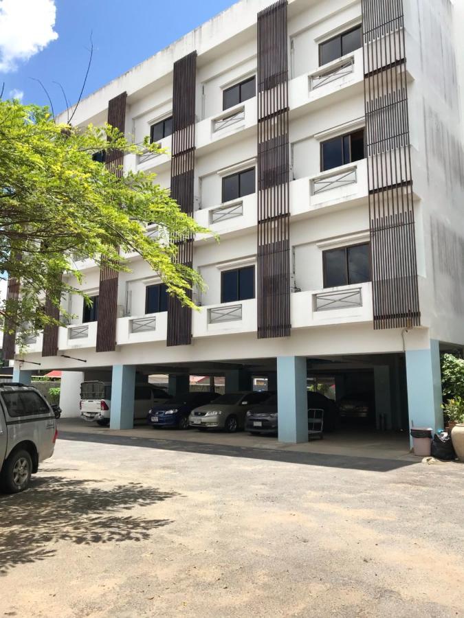 Vatchara Northgate Hotel Nakhon Sawan Eksteriør billede