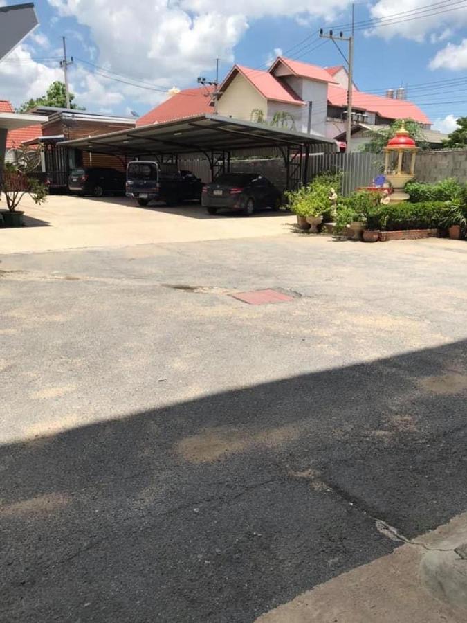 Vatchara Northgate Hotel Nakhon Sawan Eksteriør billede
